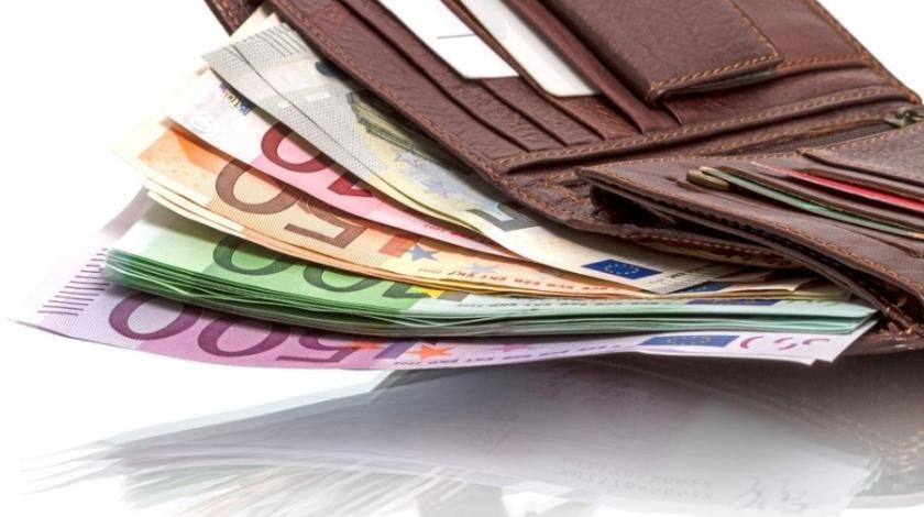 Bjelopoljski osnovci pronašli novčanik sa 200 eura i vratili ga vlasnici