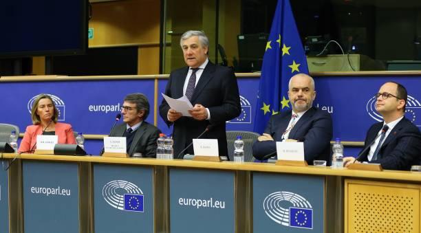 Tajani: Nasilno doseljavanje džihadista velika je prijetnja BiH i Evropi