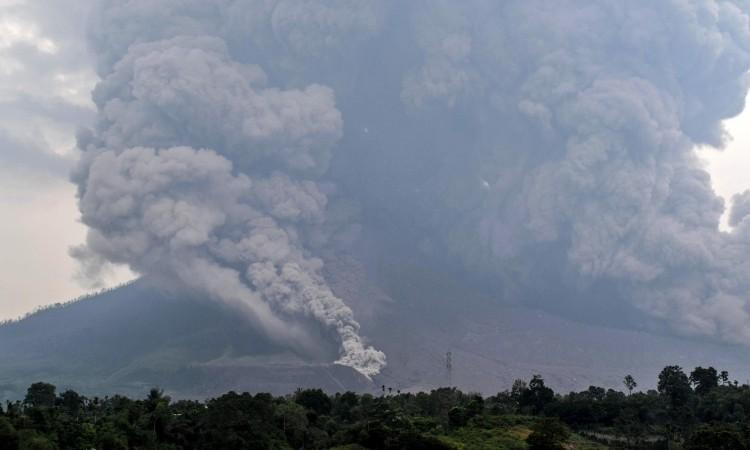 Aerodrom u indonežanskoj pokrajini Aceh zatvoren zbog vulkanskog pepela