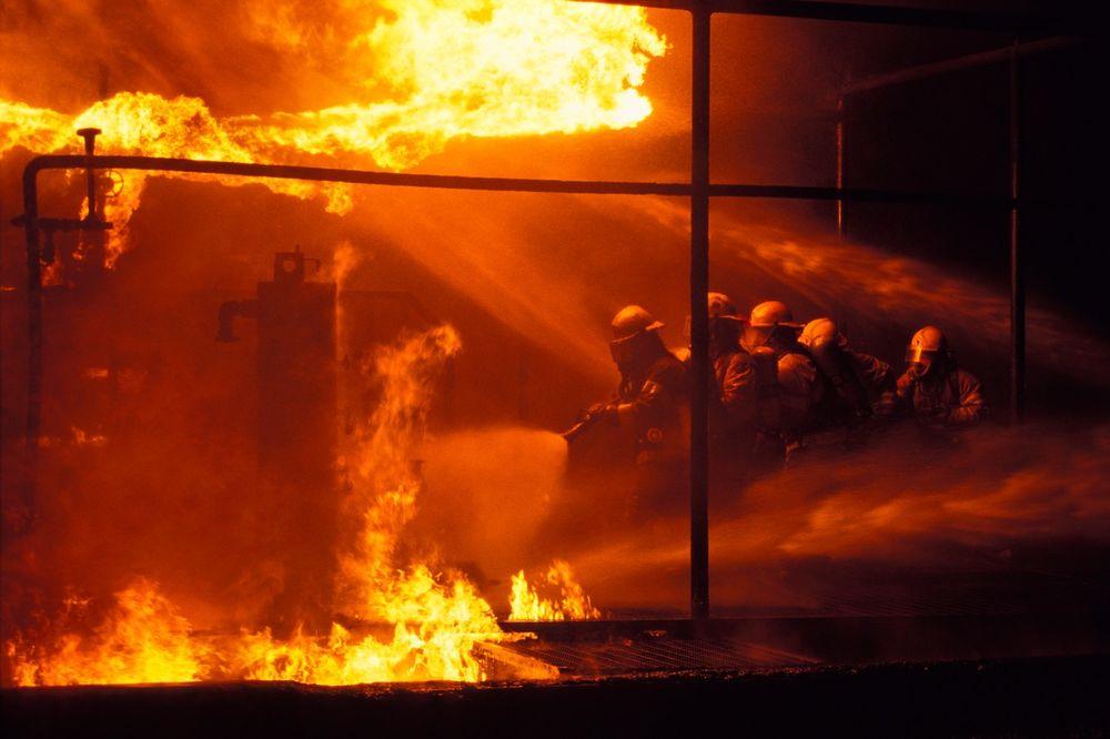 Požar u Vranju: Izgorio namještaj za izvoz
