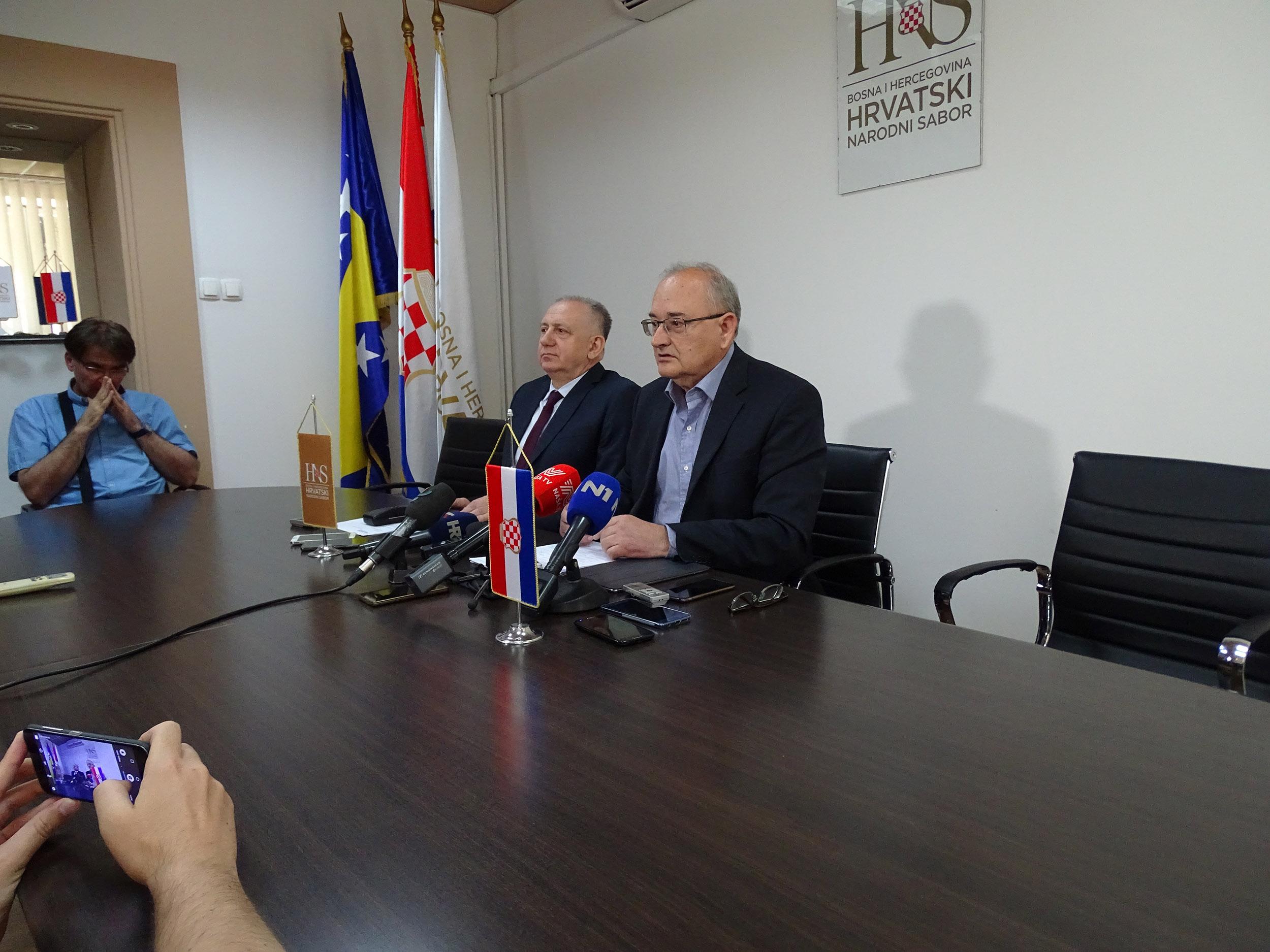 Ljubić: Prijedlog bošnjačkih stranaka je besmislen