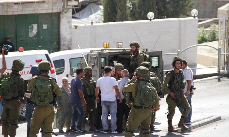 Izrael: Uhapšeno 20 Palestinaca, među kojima je i 14-godišnjak