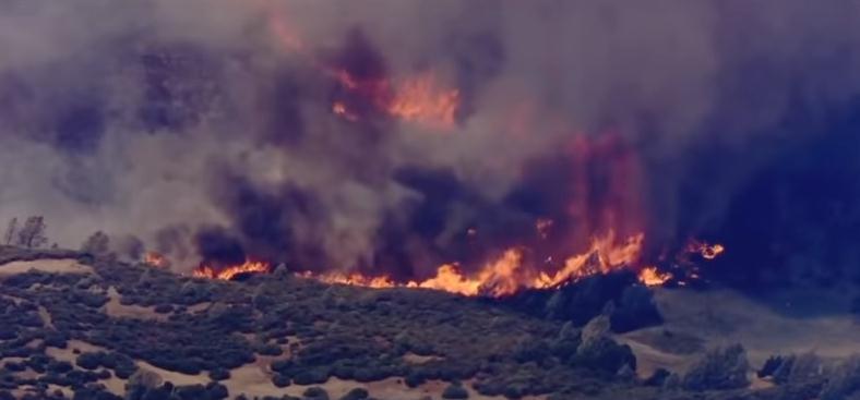 Požari u Kaliforniji zaprijetili domovima, u toku evakuacija građana