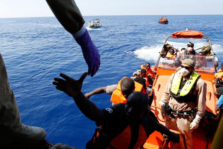 Utopilo se oko 100 migranata