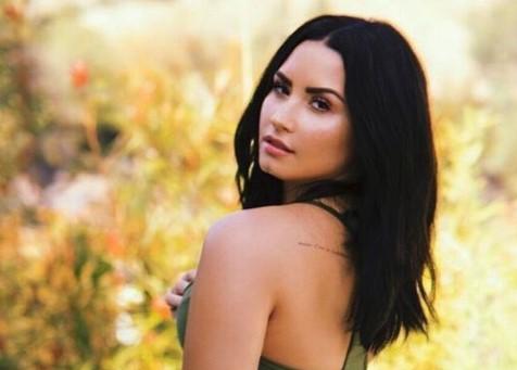 Drastična promjena: Pjevačica Demi Lovato postala plavuša