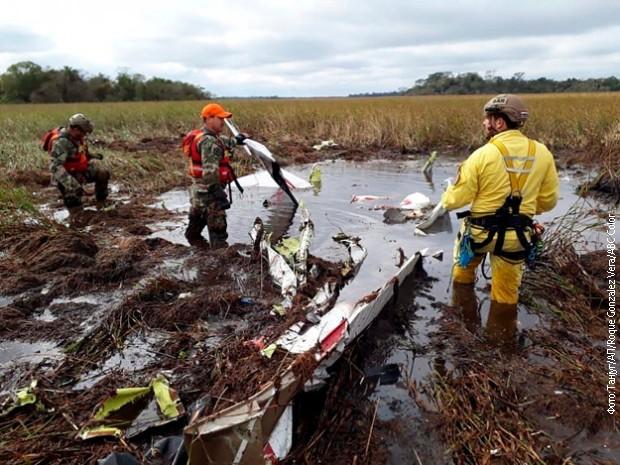 U padu aviona poginuli paragvajski ministar i još tri osobe