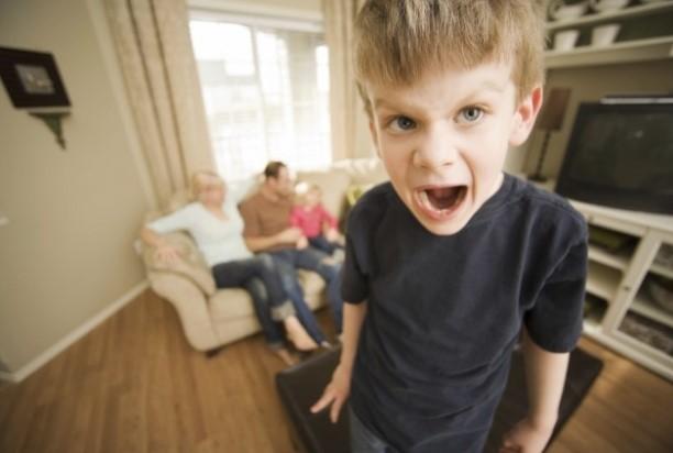 Savjeti za roditelje čija su djeca agresivna