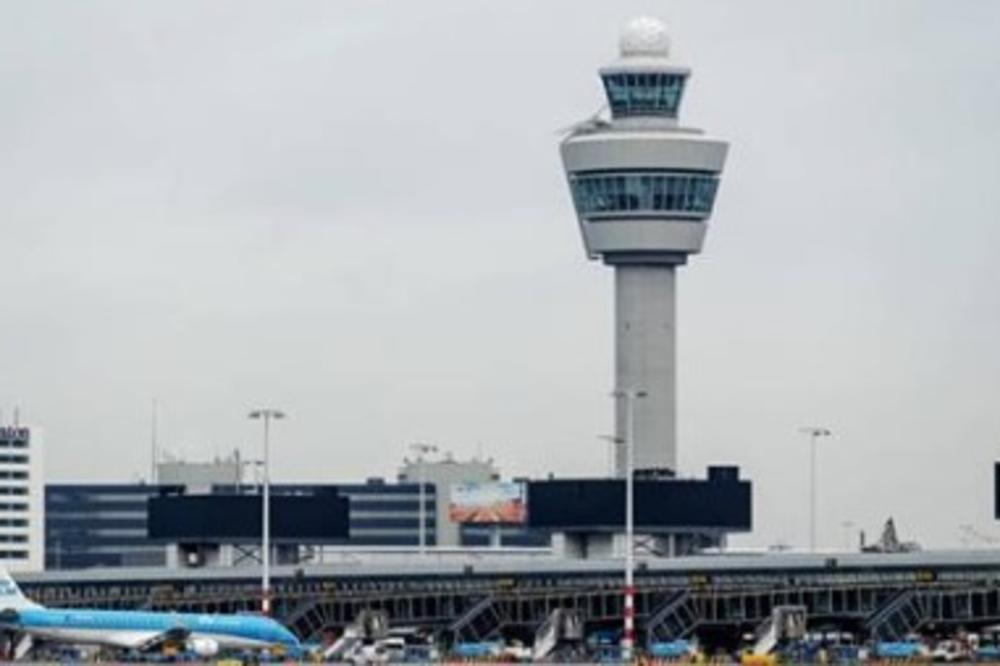 Haos na aerodromu u Holandiji: Pao sistem, nema kontrole leta, saobraćaj obustavljen