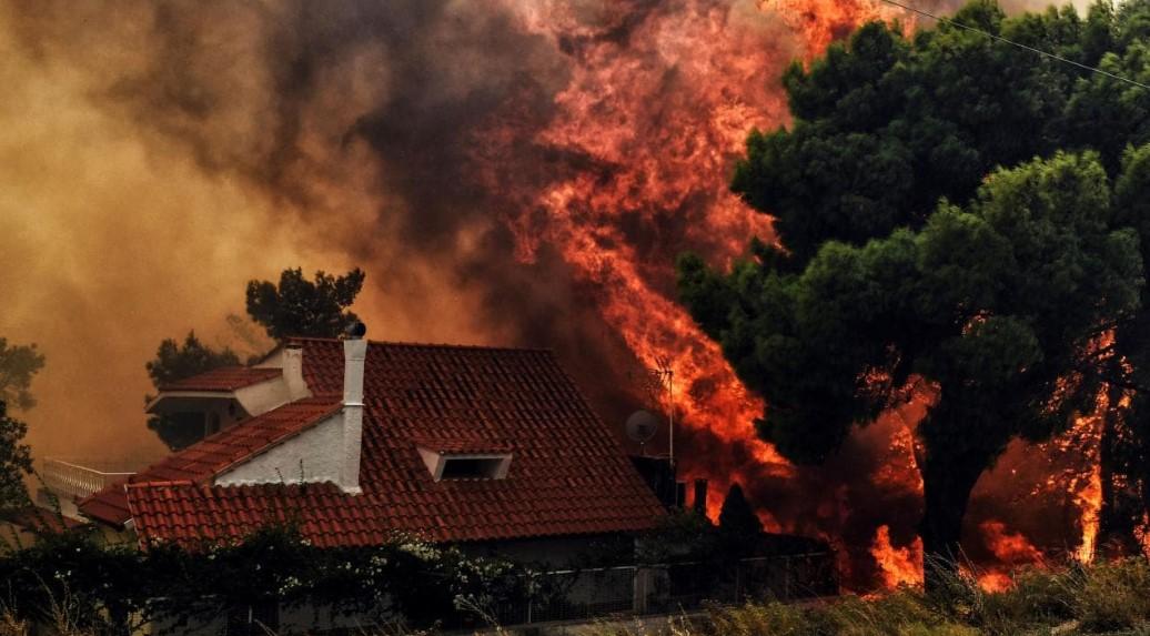 Uhapšen piroman koji je podmetnuo devet požara na otoku u Grčkoj