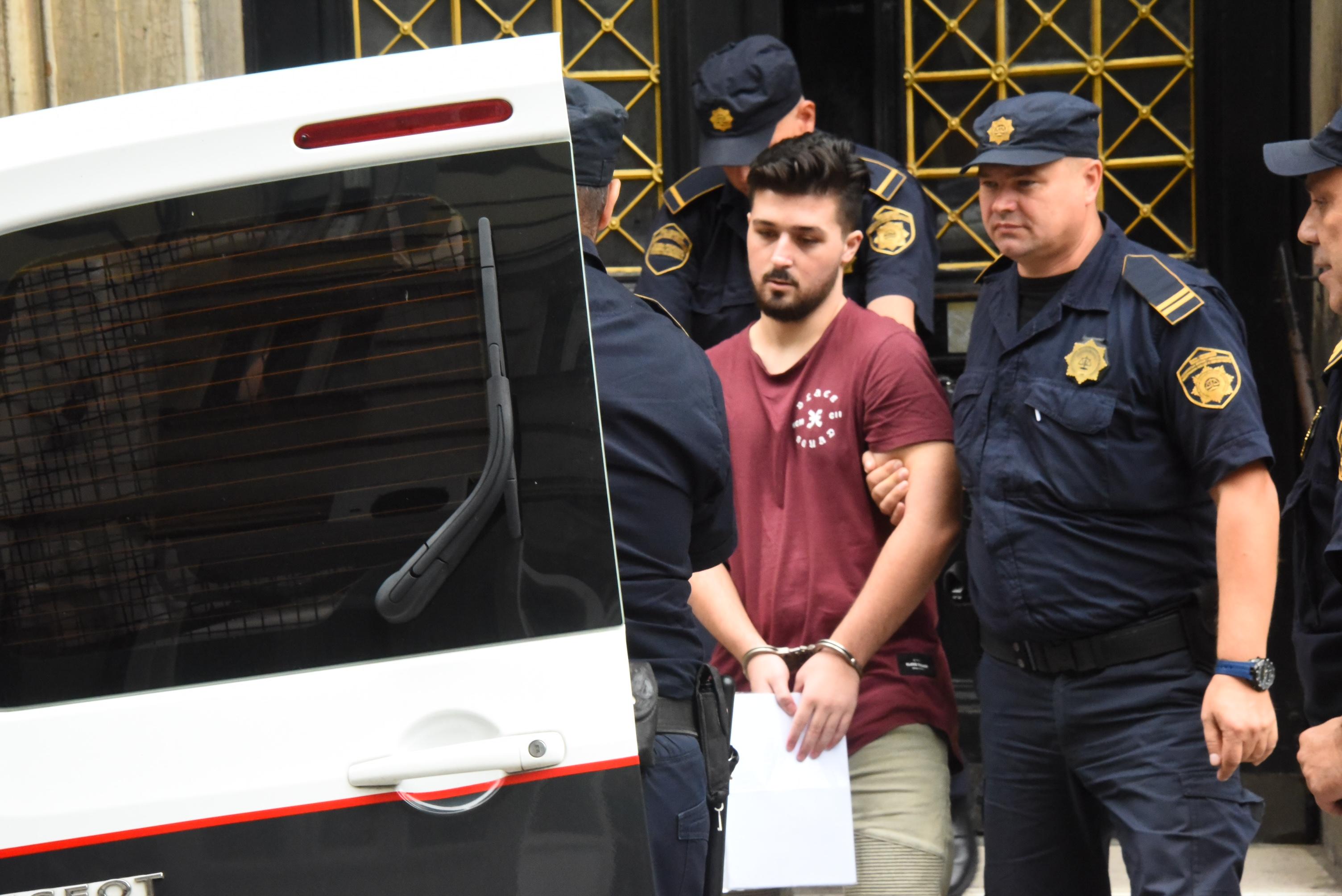 Almir Ejubović, optužen za smrt tri djevojke, negirao krivicu