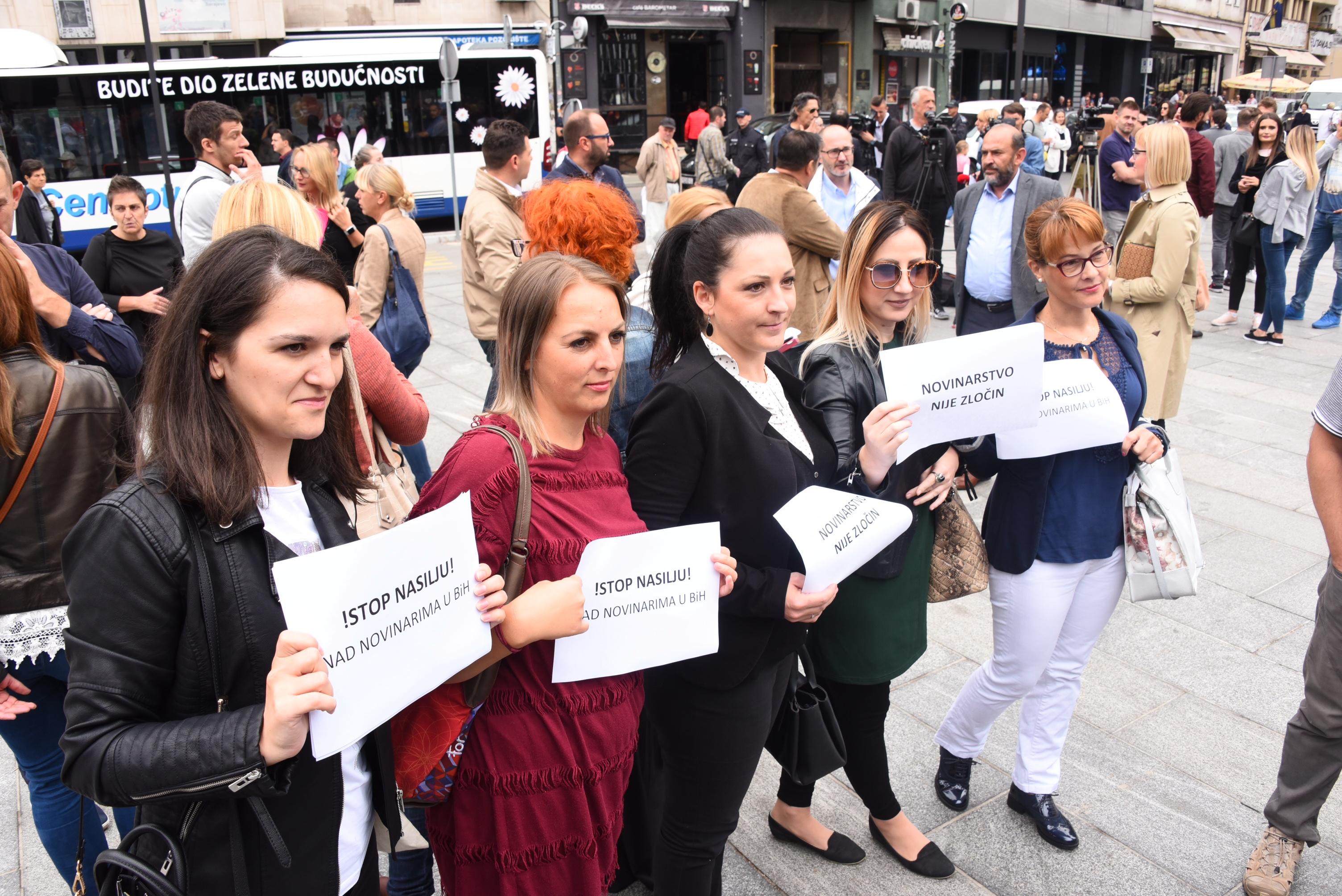 Sarajevski novinari zatražili zaštitu, istrage i izmjenu zakona