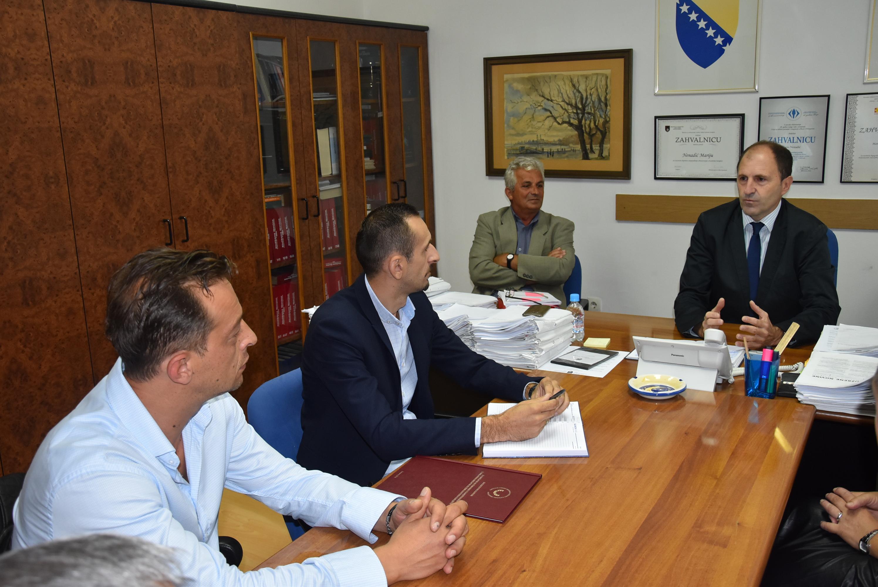 Ministar Nenadić podržao zahtjeve Samostalnog sindikata kantonalnih državnih službenika
