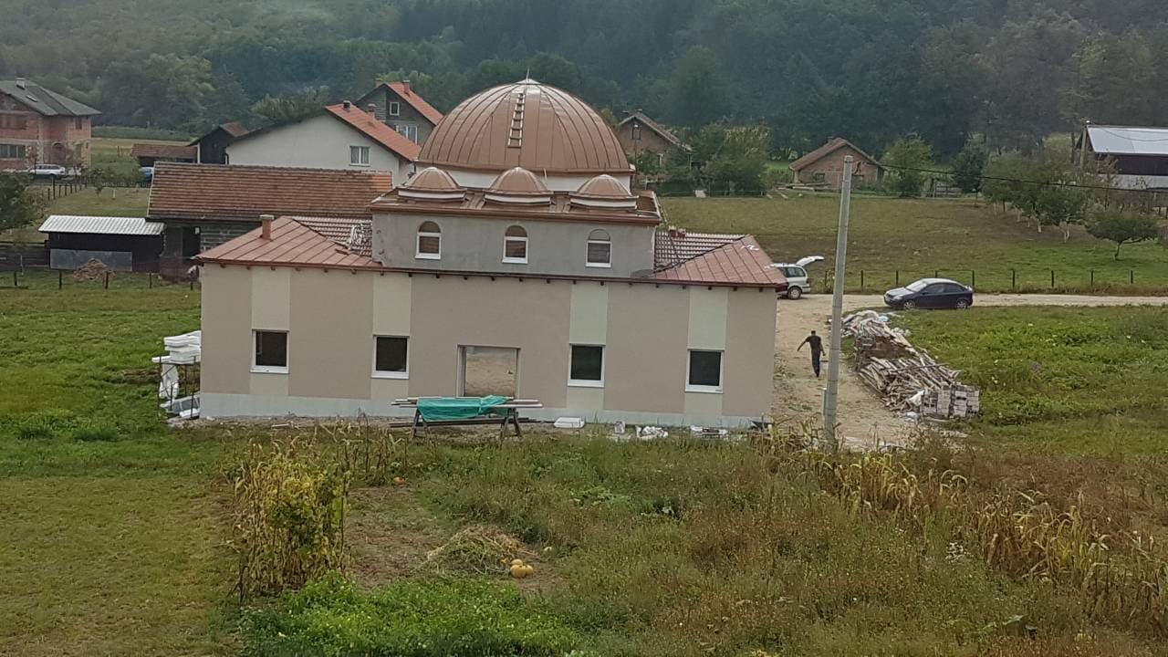 Radovi na izgradnji džamije u Višnjici pri kraju