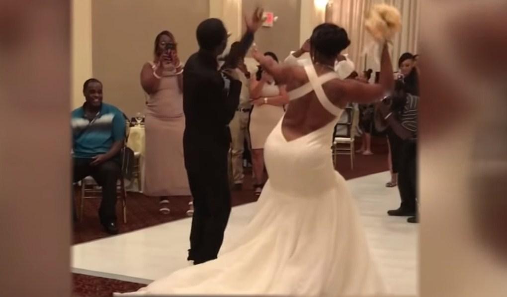 Hit na internetu: Mlada na vjenčanju skinula haljinu i šokirala goste