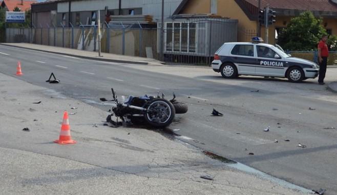 U saobraćajnoj nesreći u Kalesiji povrijeđen motociklista