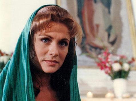 Letisija Kalderon u ulozi Esmeralde bila je kovrdžava brineta, a danas ova glumica izgleda ovako