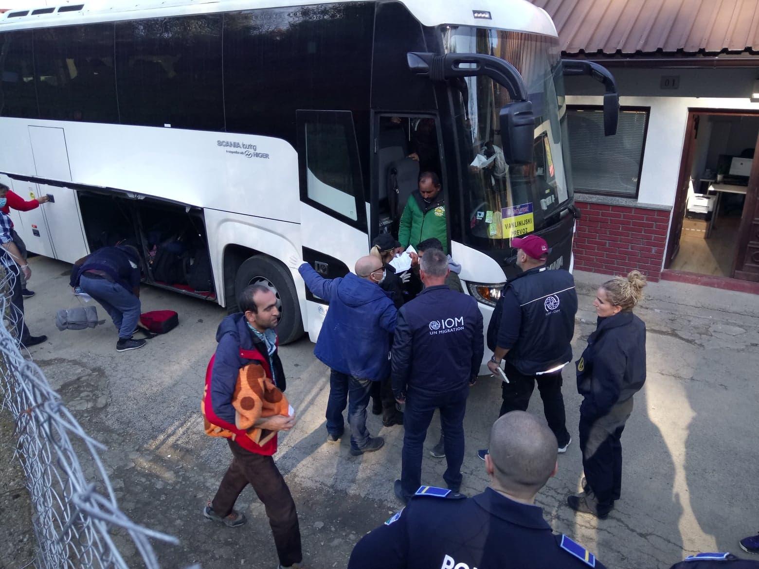 U Prihvatni centar "Ušivak" stigao autobus s migrantima iz Bihaća