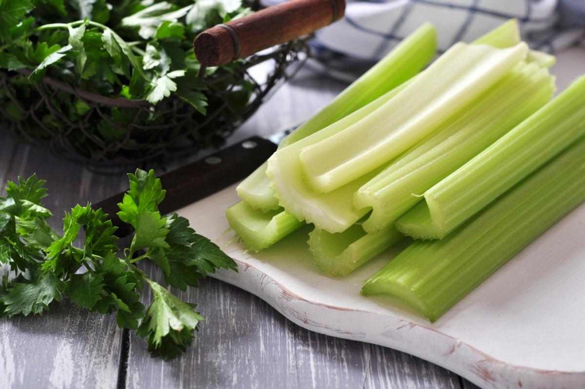Celer regulira pritisak