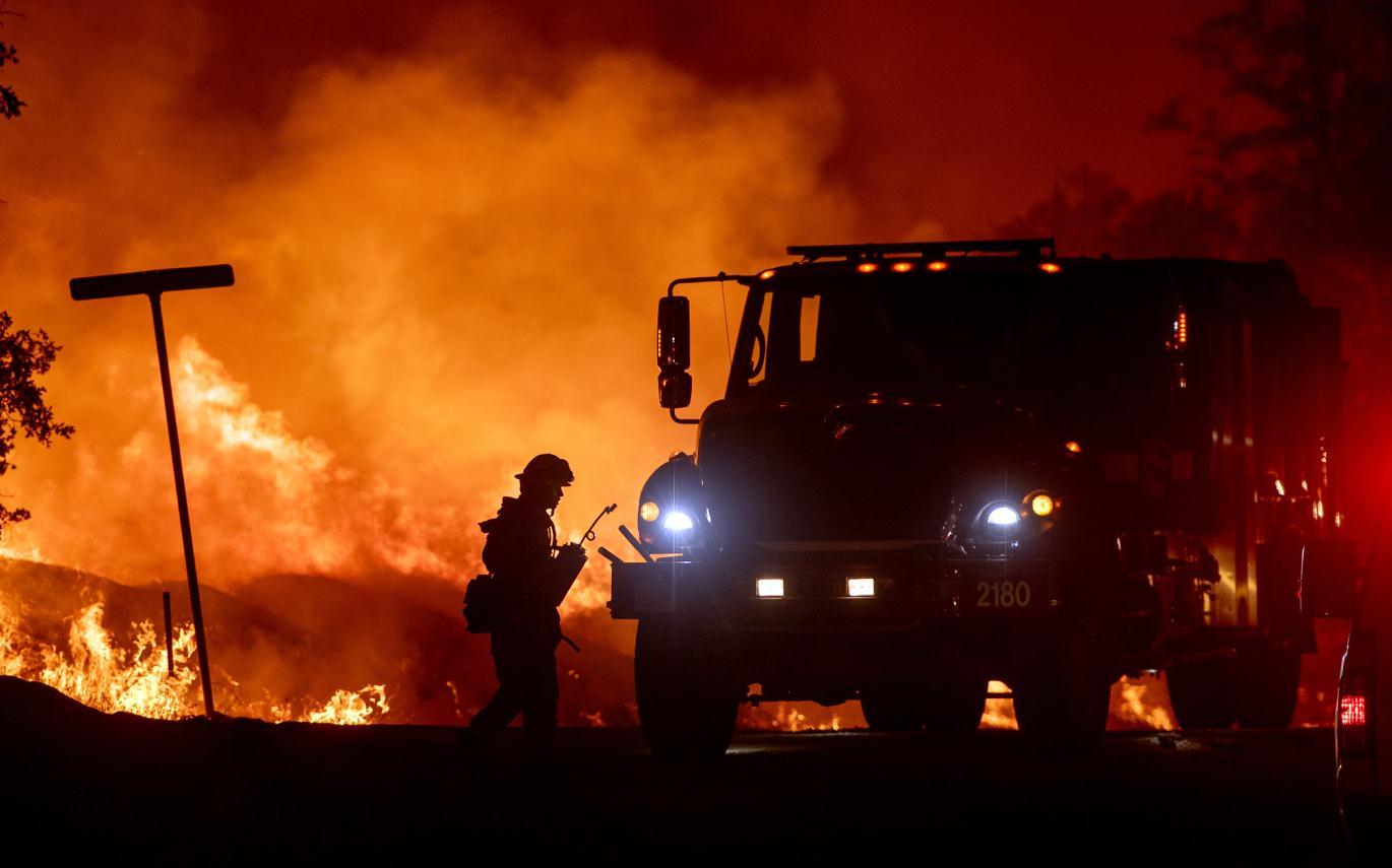 U požarima u Kaliforniji više od hiljadu nestalih