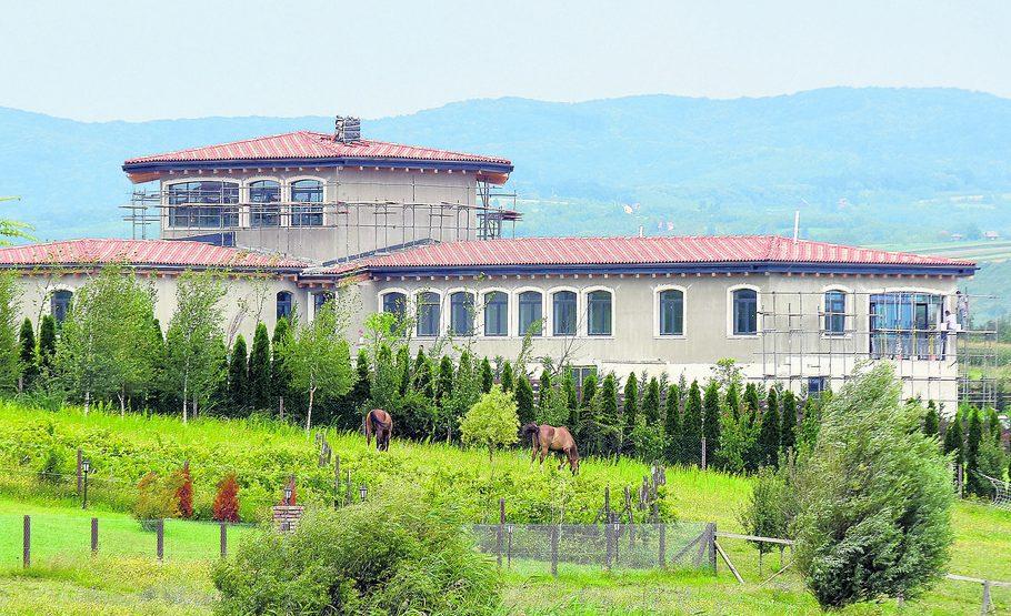 Pogledajte kako izgleda vila Novaka Đokovića koju gradi na selu