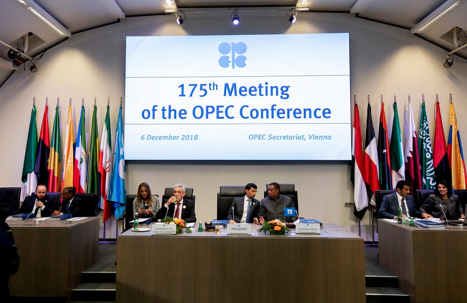 OPEC postigao načelni dogovor o smanjenju proizvodnje nafte