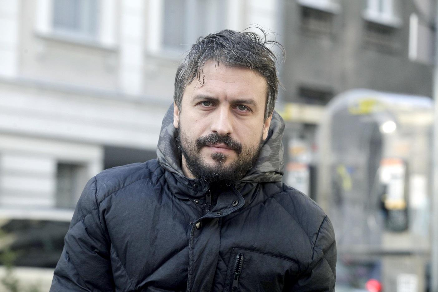 Bane Trifunović za "Avaz": Balon je prepuhan i zato je narod na ulici