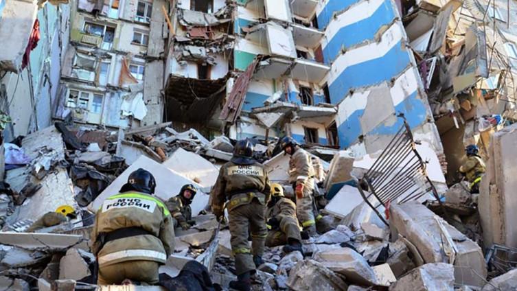 Nakon rušenja stambene zgrade u Rusiji: Broj žrtava povećan na 37