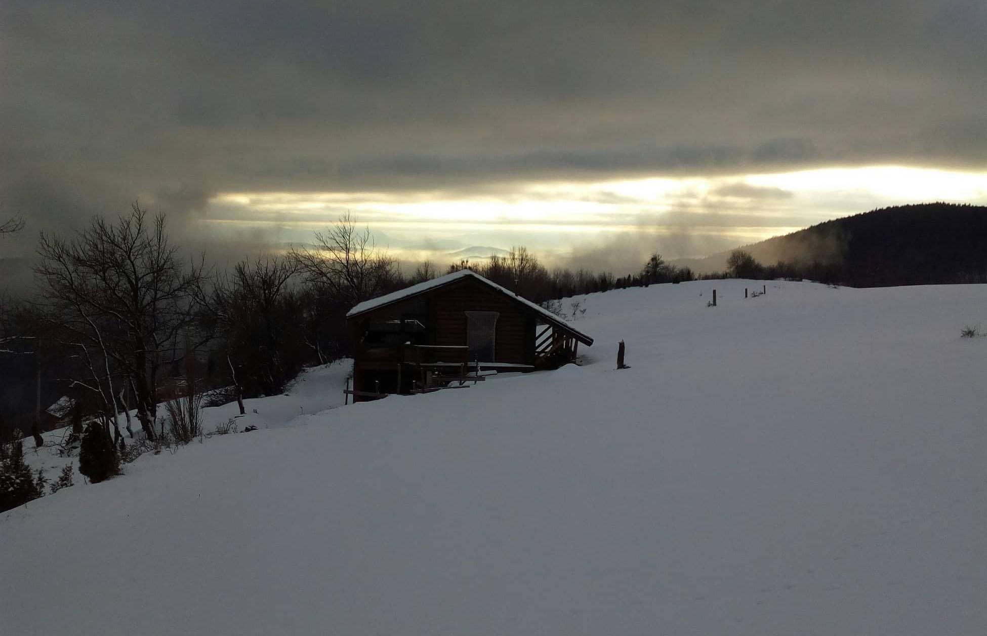 Mještani Planinice kod Vareša zameteni snijegom: Odsječeni smo od svijeta!
