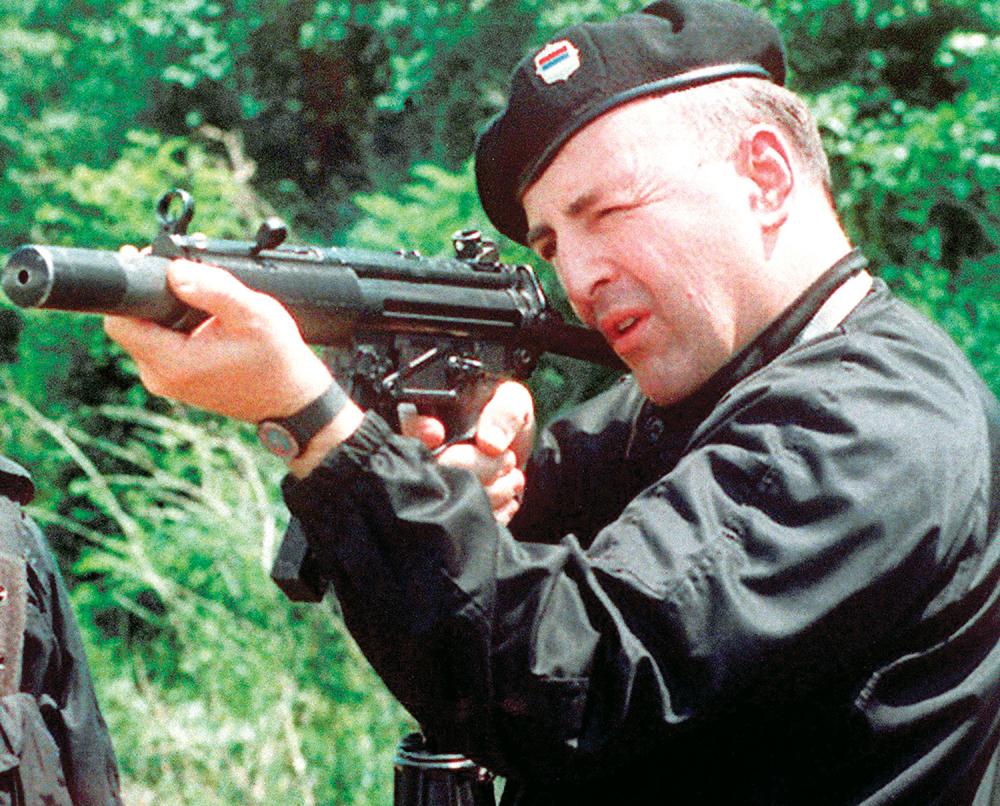 Ražnatović Arkan, okorjeli kriminalac, kasnije ratni zločinac, ubijen je 2000. godine u beogradskom hotelu “Interkontinental” - Avaz