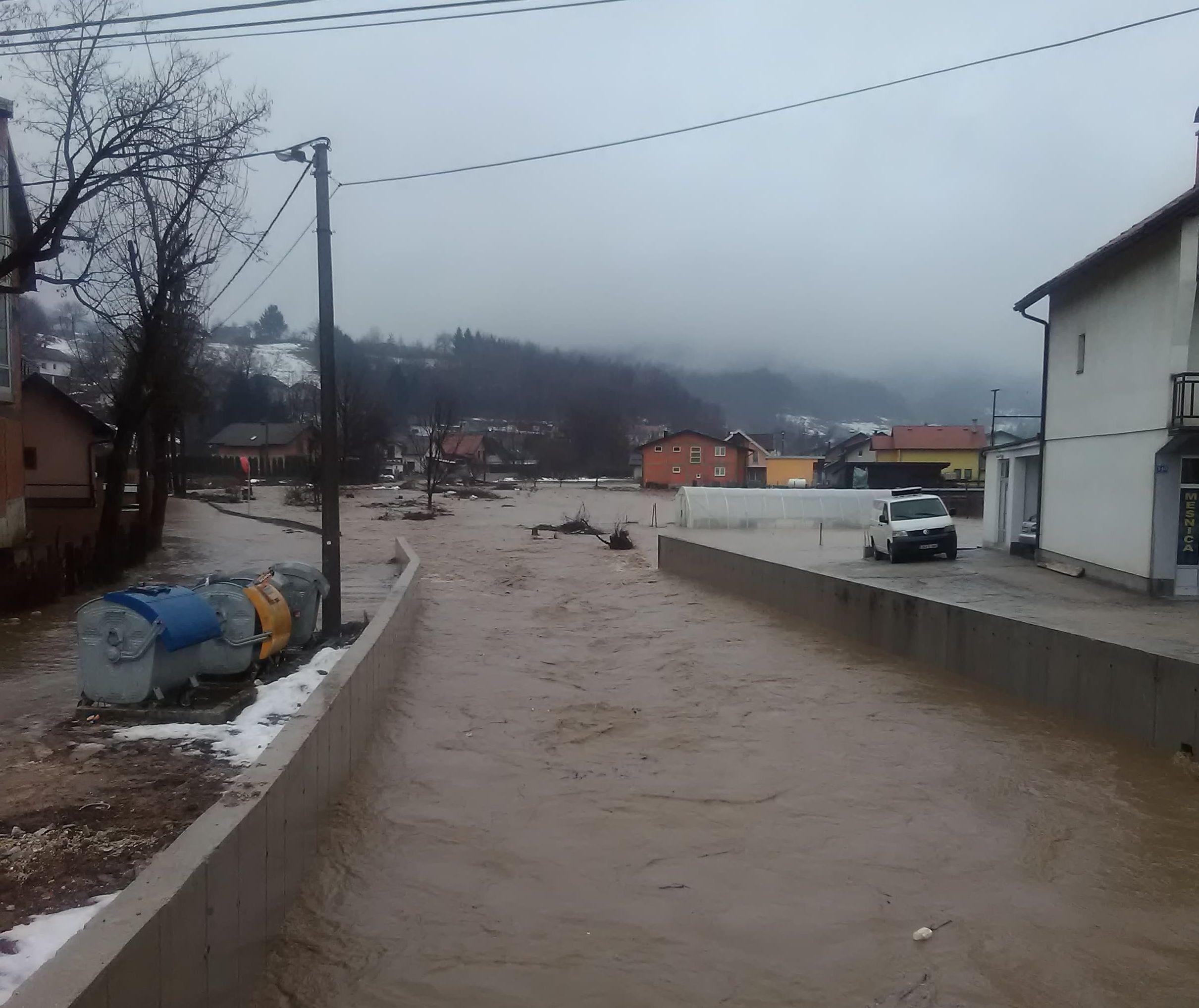 Porast nivoa rijeka u Kiseljaku - Avaz