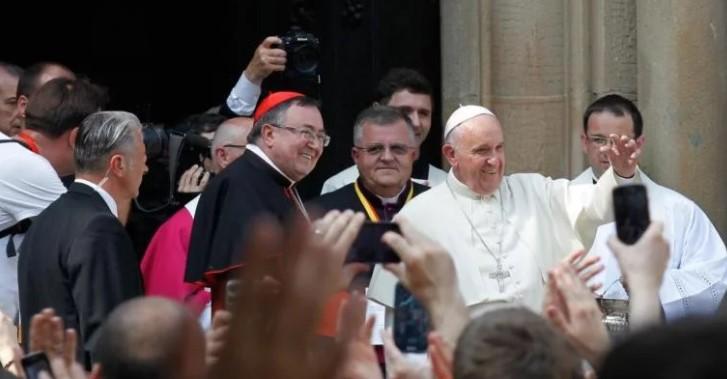 Papa Franjo: Religija se ne smije koristiti za nasilje i terorizam - Avaz