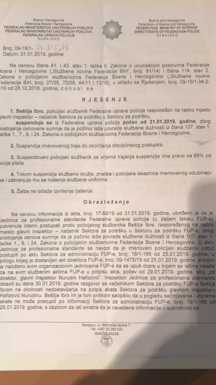 Faksimil rješenja o Bešlijinoj suspenziji, kooje je potpisao Hafizović - Avaz