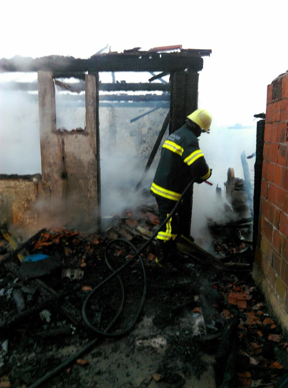 Vatrogasci uspješno lokalizirali požar - Avaz