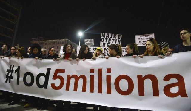 Protesti u Beogradu: Nećemo stati u borbi protiv kabadahija
