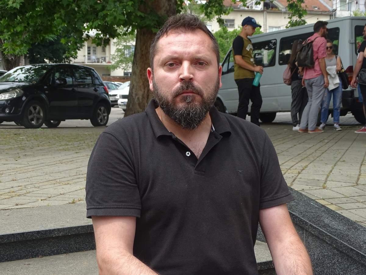 Dragan Bursać: Na mjestu gdje se danas postrojavaju četničke bradonje Hasanu su ubili 13 djece i suprugu