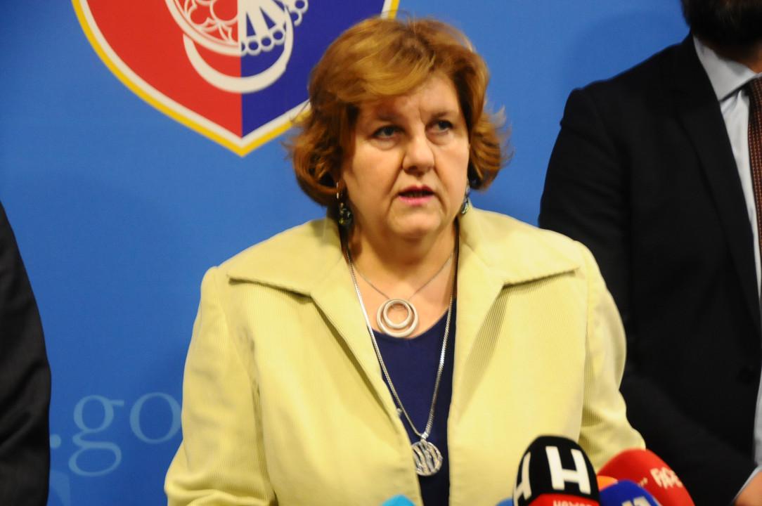 Sivro traži ostavku, Vlada podržava ministricu Bogunić