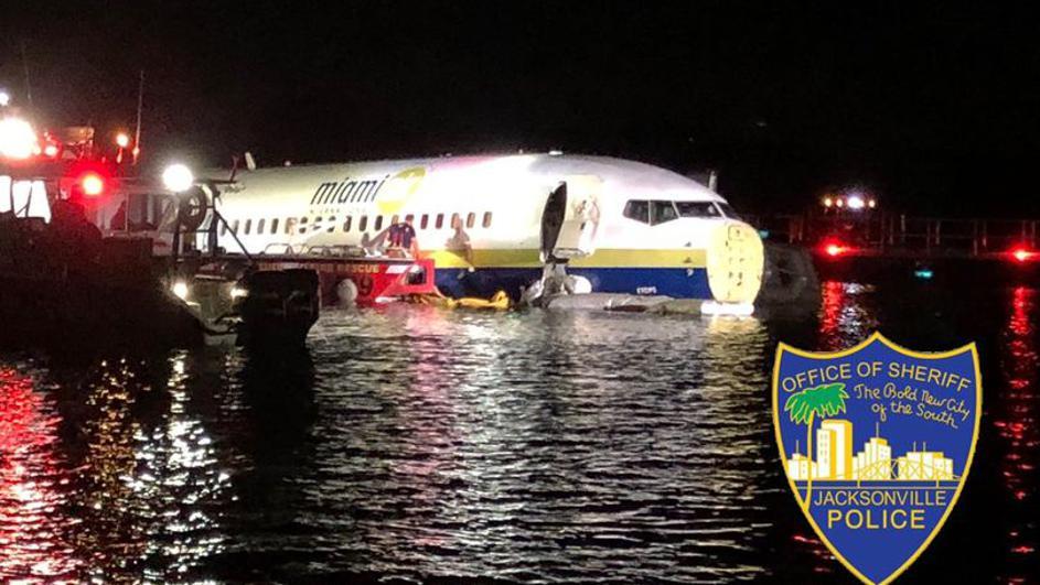 Dramatično: Avion sa 136 putnika sletio u rijeku
