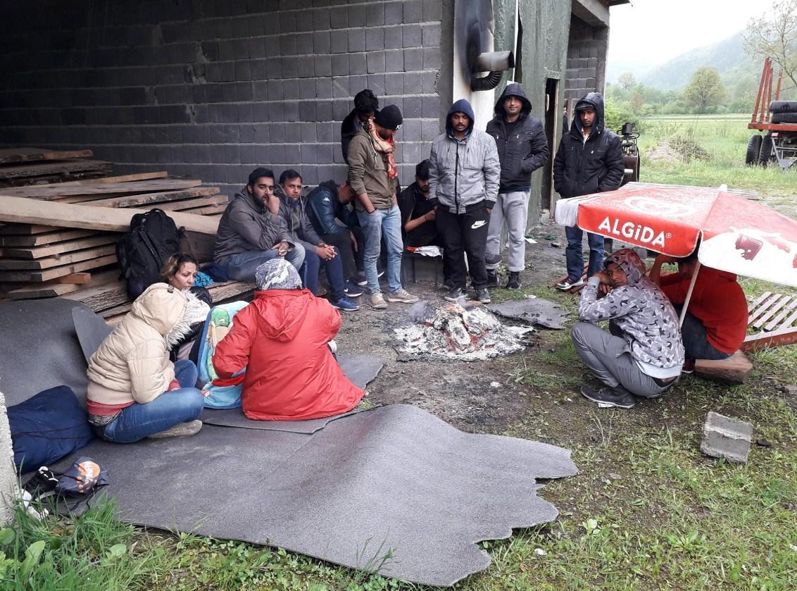 Volonteri Crvenog križa u Velečevu: Stanje je haotično, pomozite migrantima