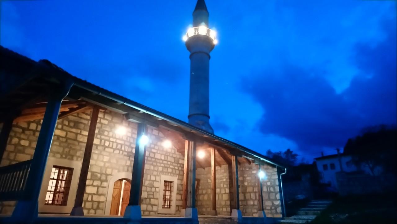 Careva džamija Nevesinje - Avaz