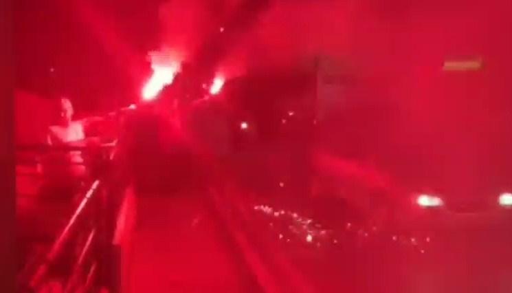 Ludnica: Pogledajte kako su navijači Veleža sinoć u Mostaru proslavili pobjedu svog tima