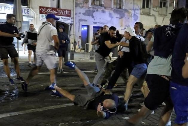 Neredi u Bakuu: Tuča navijača Arsenala i Čelsija