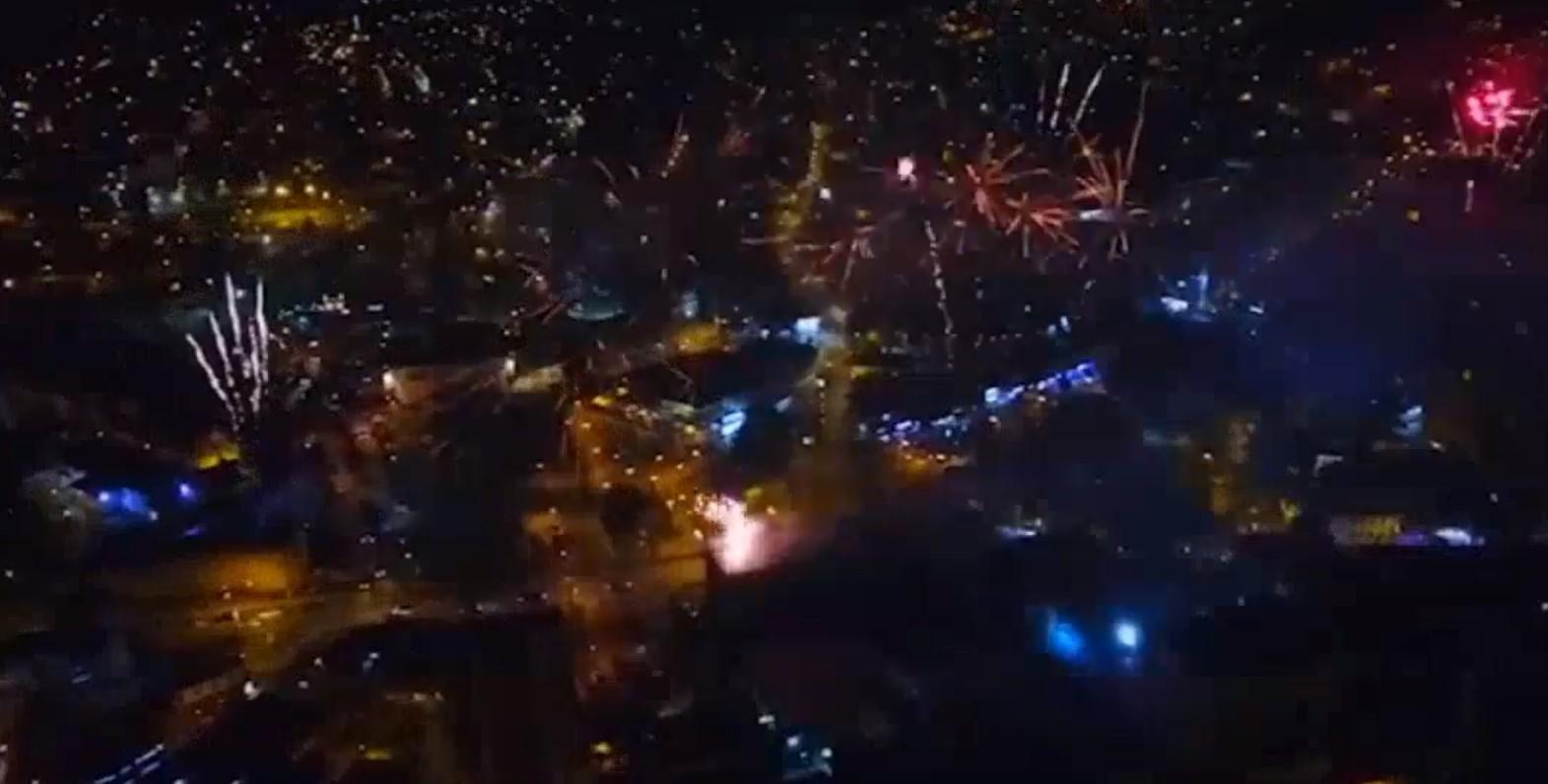 Pogledajte spektakularan bajramski vatromet u Novom Pazaru