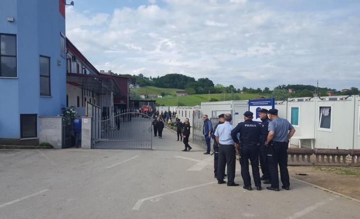 Šestorica migranata deportirana nakon tučnjave i napada na policiju u Velikoj Kladuši