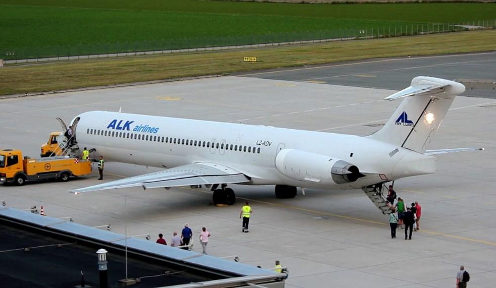 Usljed jakih turbulencija povrijeđeno više putnika na letu Priština - Basel