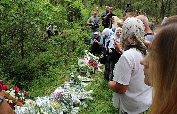 Na današnji dan ubijeno 1.500 civila Bošnjaka, za nekima se još traga