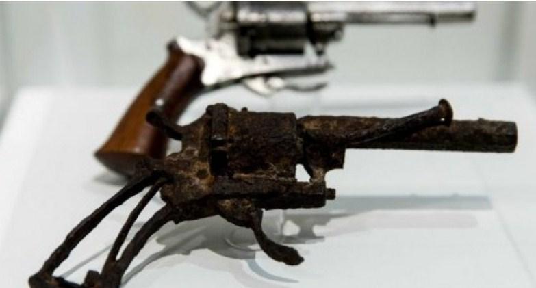 Prodat pištolj kojim se ubio čuveni slikar Vinsent van Gog, ovaj iznos ni eksperti nisu prognozirali