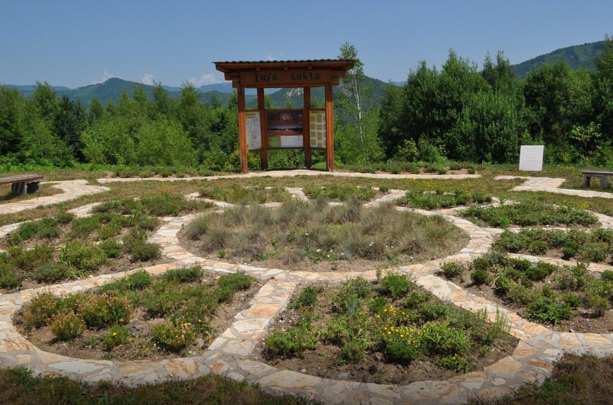Kompleks "Memorijalna šuma 8.372 Srebrenica" dobio botaničku baštu