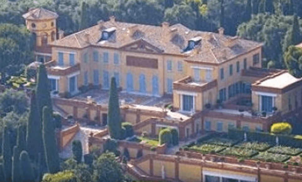 Plaćaju za nju 40.000 eura dnevno: Pogledajte u kakvoj vili u Torinu "životari" Ronaldo
