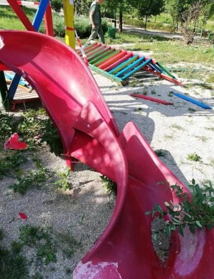 Uništen dječiji park Betanija - Jezero: Zatražen dodatni policijski angažman