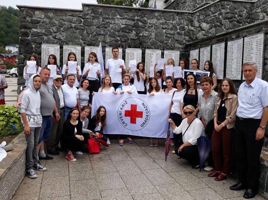 U Cazinu u četvrtak mirna šetnja u znak sjećanja na žrtve genocida u Srebrenici